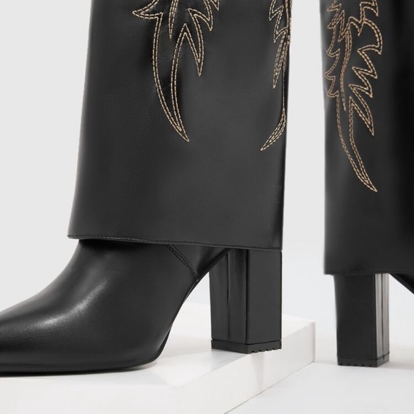 Black Western Fold Over Boots - Picture 4 of 7